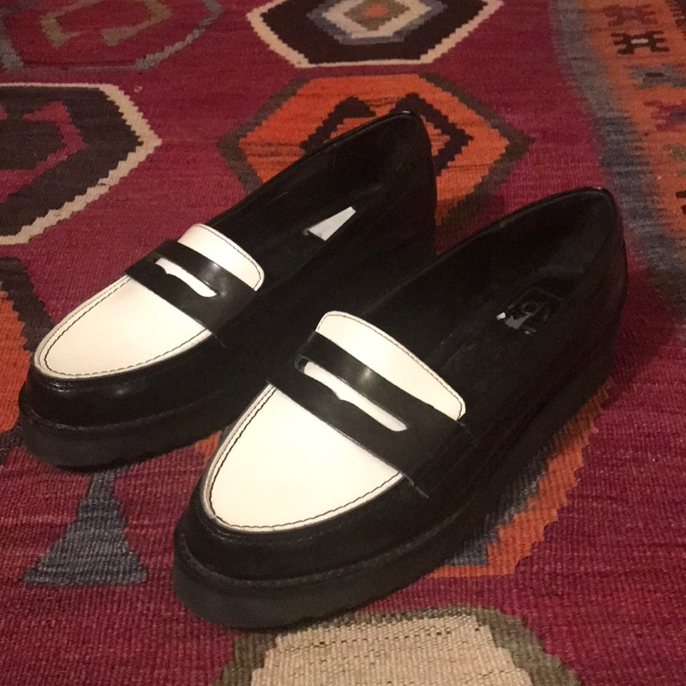 Black and White Tuxedo Loafer/Flats by Dolce Vita